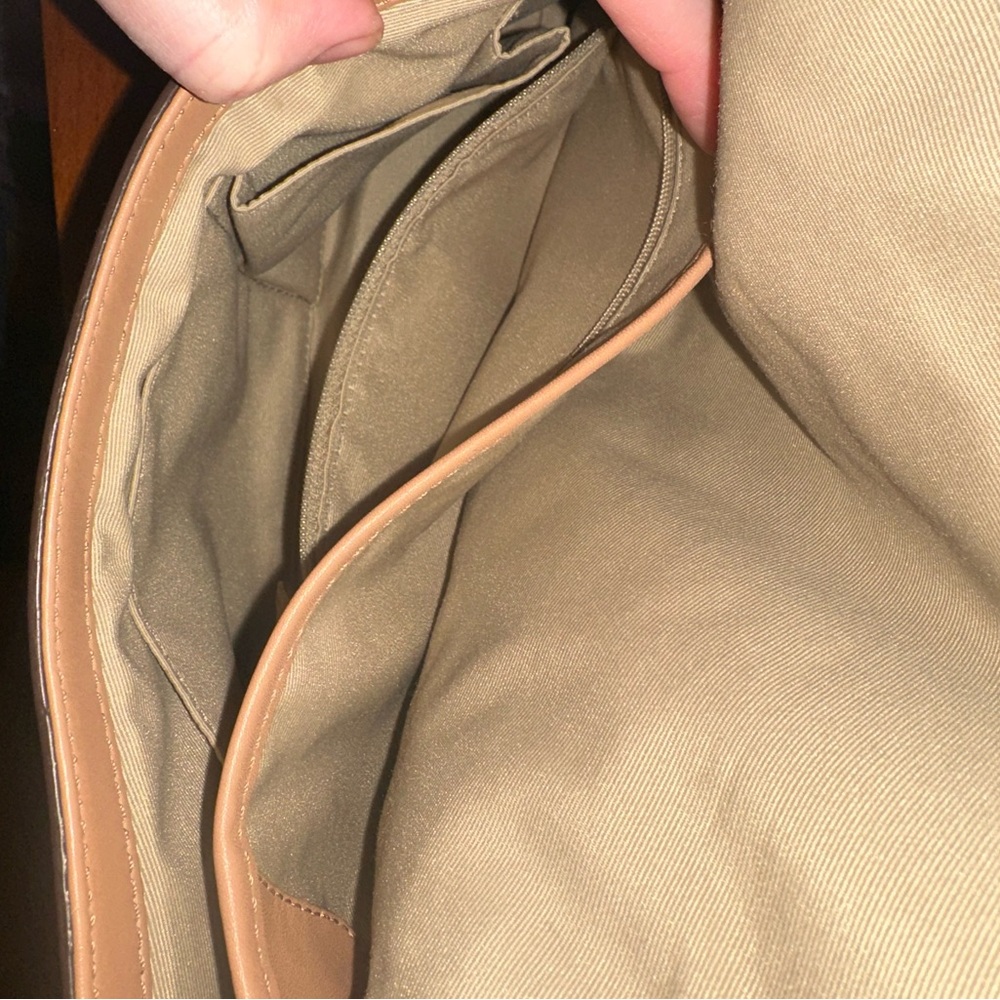 Coach Soho white and light brown ๐ - Picture 4 of 13